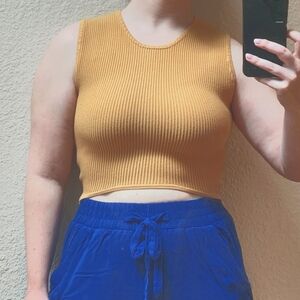 Light Orange House Of Harlow 1960 Ribbed Crop Sweater Vest